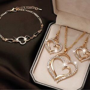 Gold Heart Crystal Pendant Necklace & Earring Set - Gold